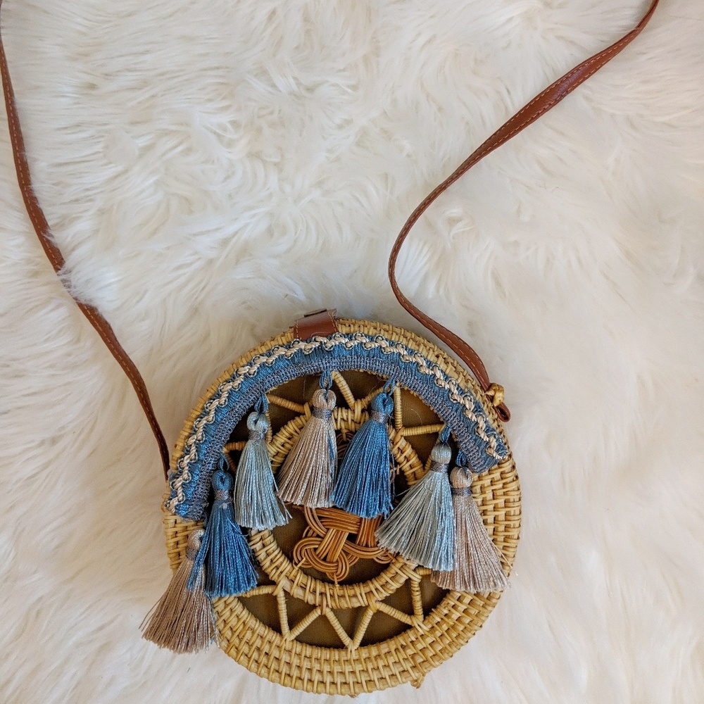 Straw bag/Rattan bag with fringe